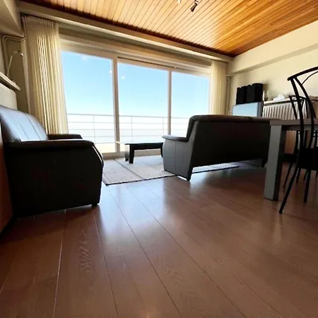 In With Stunning Seaviews *