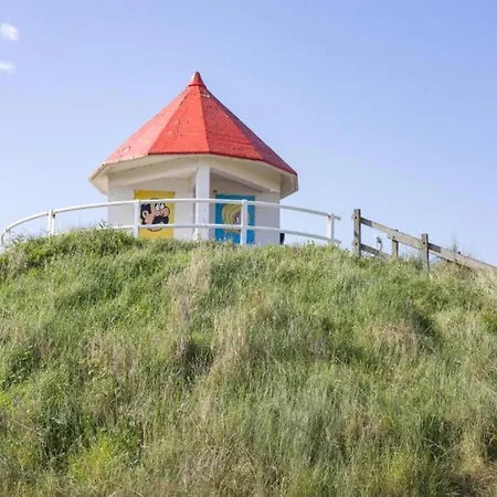 In With Stunning Seaviews ウェンドゥイネ